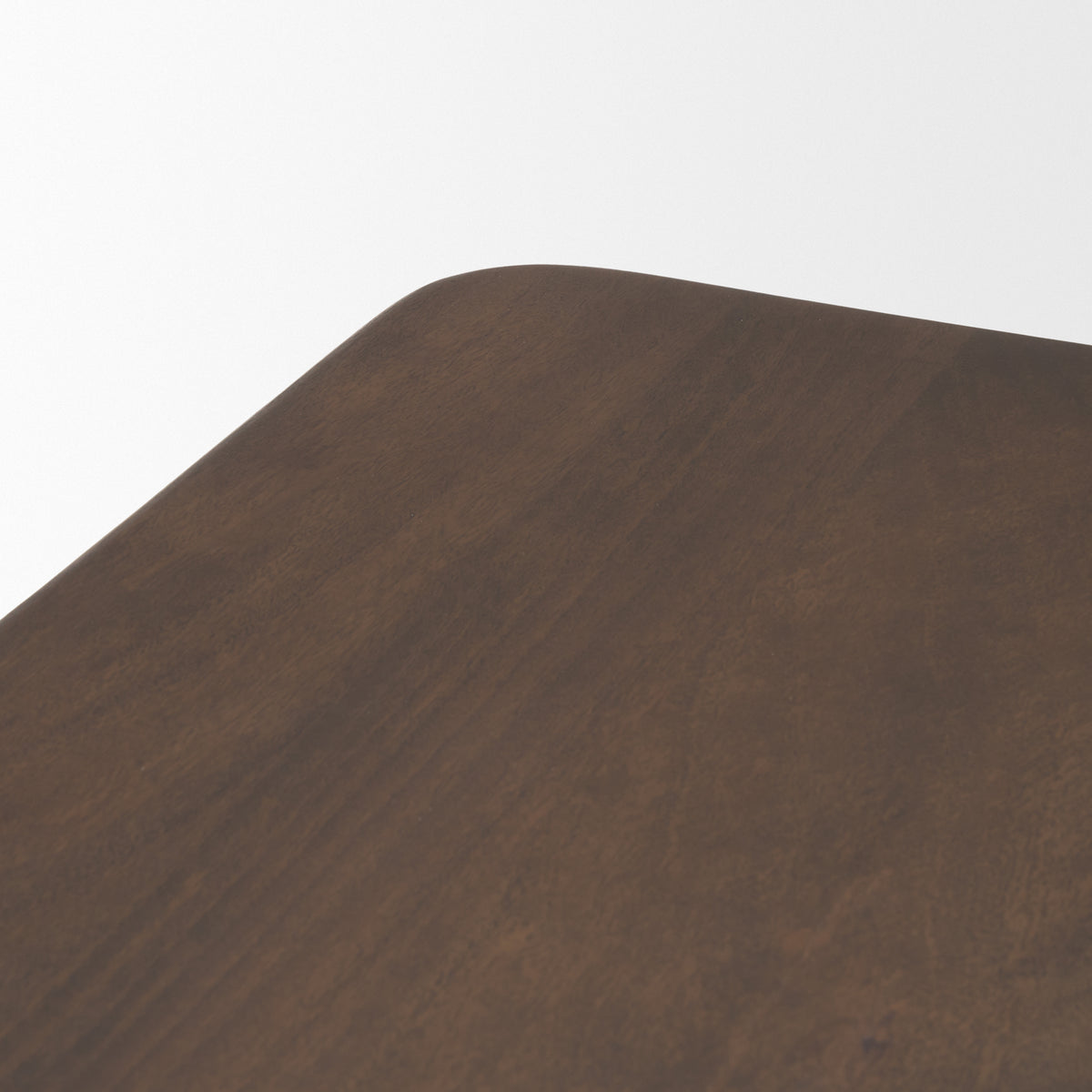 Suvan dining table in med-dark brown, grain detail