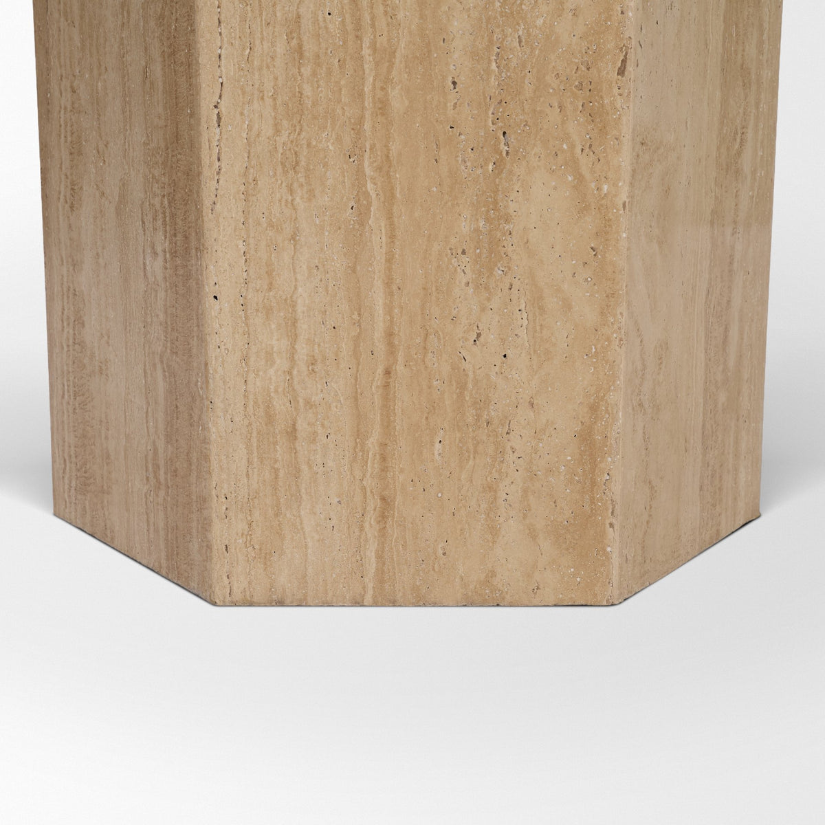 Torreno 42" Round Pedestal Dining Table