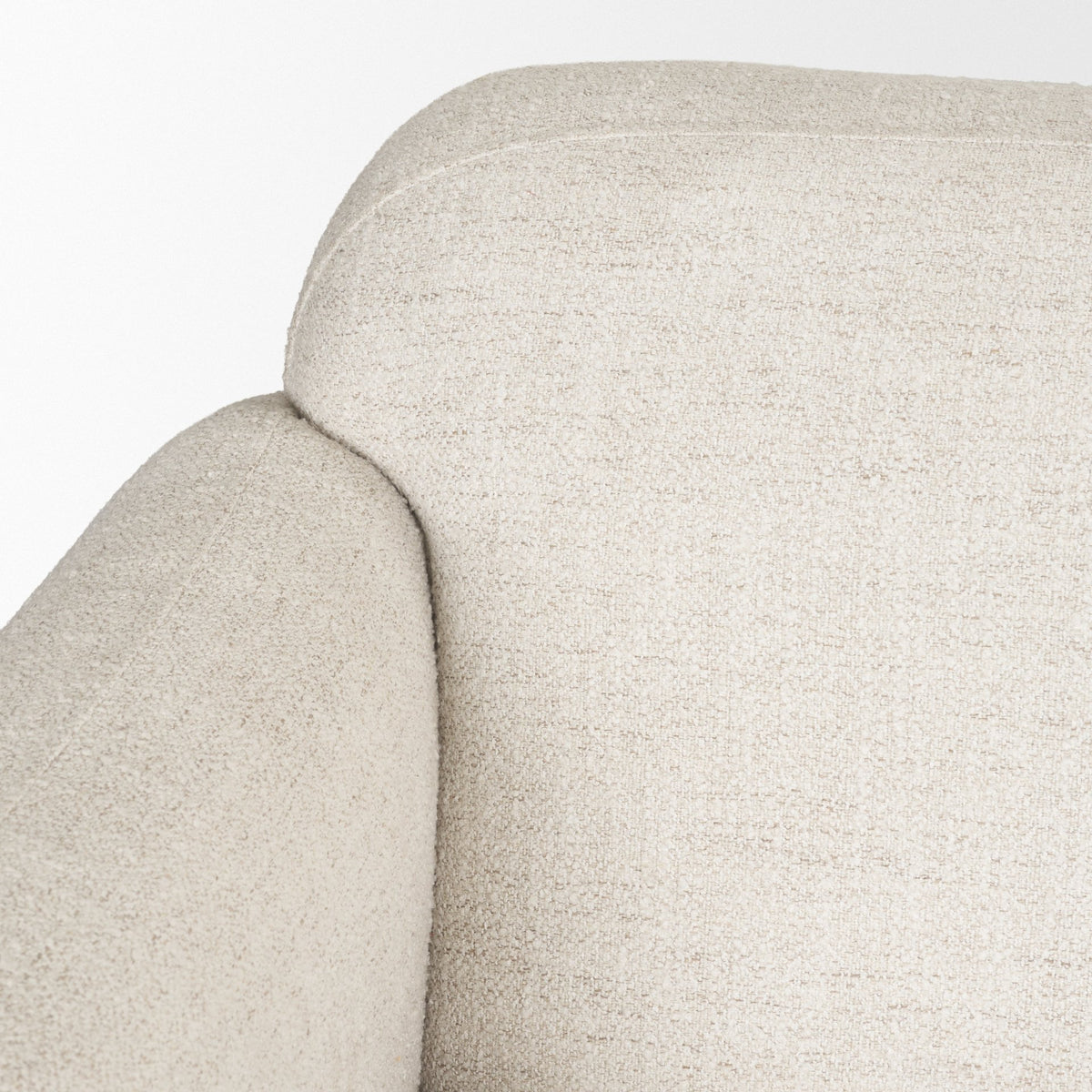 Saga sofa cream, arm detail