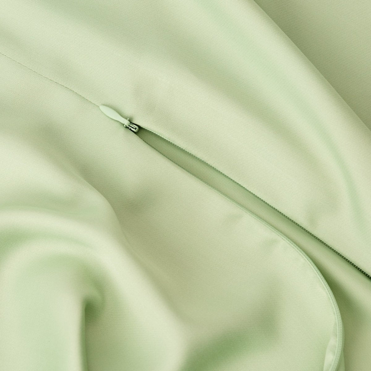 100% Organic Bamboo Duvet Cover Sets (3 Piece) (Sage / Light Green) 400TC - EarthLoom