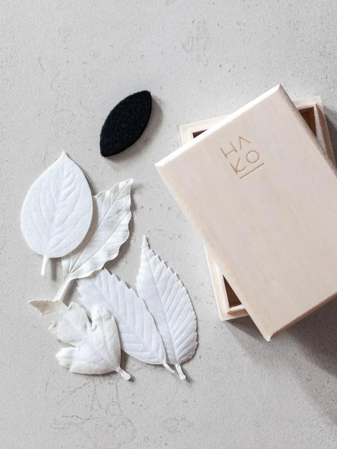 HA KO Paper Incense - Wooden Box Set of 5 With Incense Mat - EarthLoom