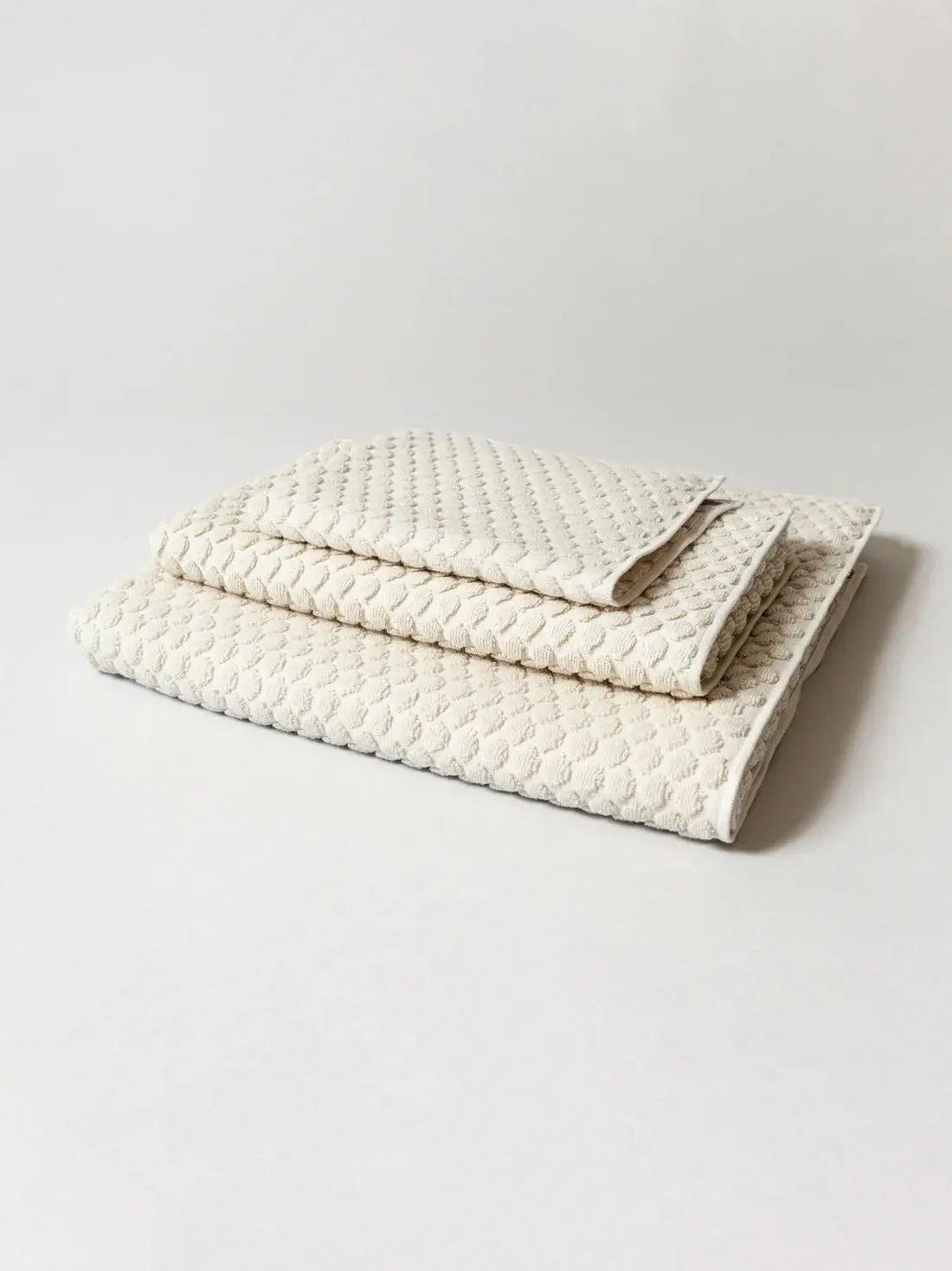 Puchi Puchi Towel - EarthLoom