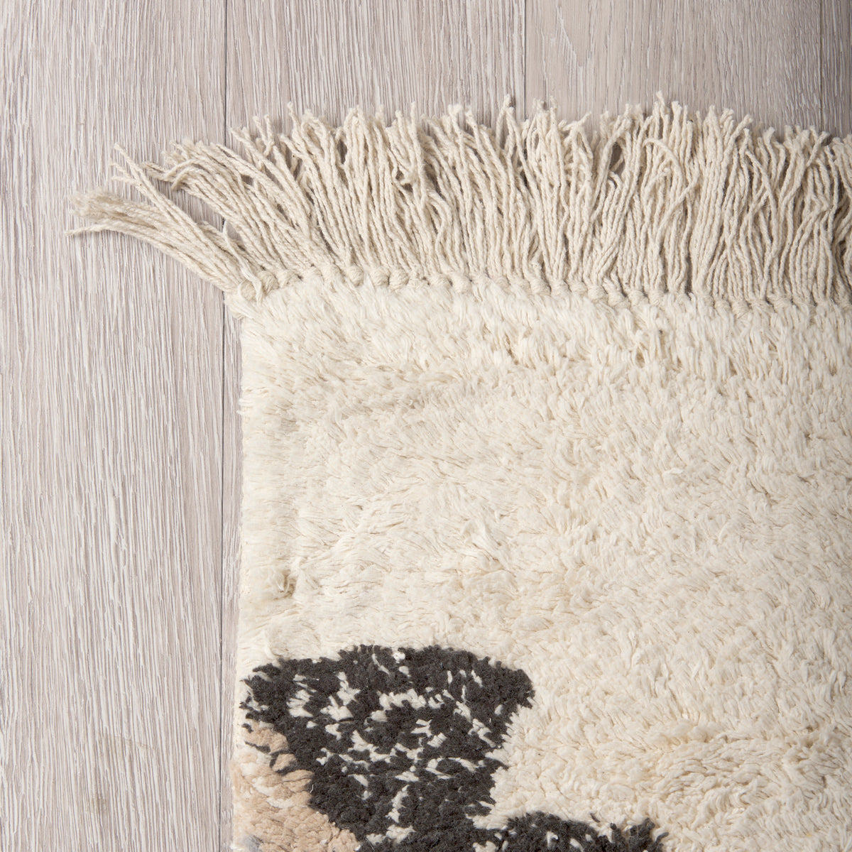 Carla rug detail
