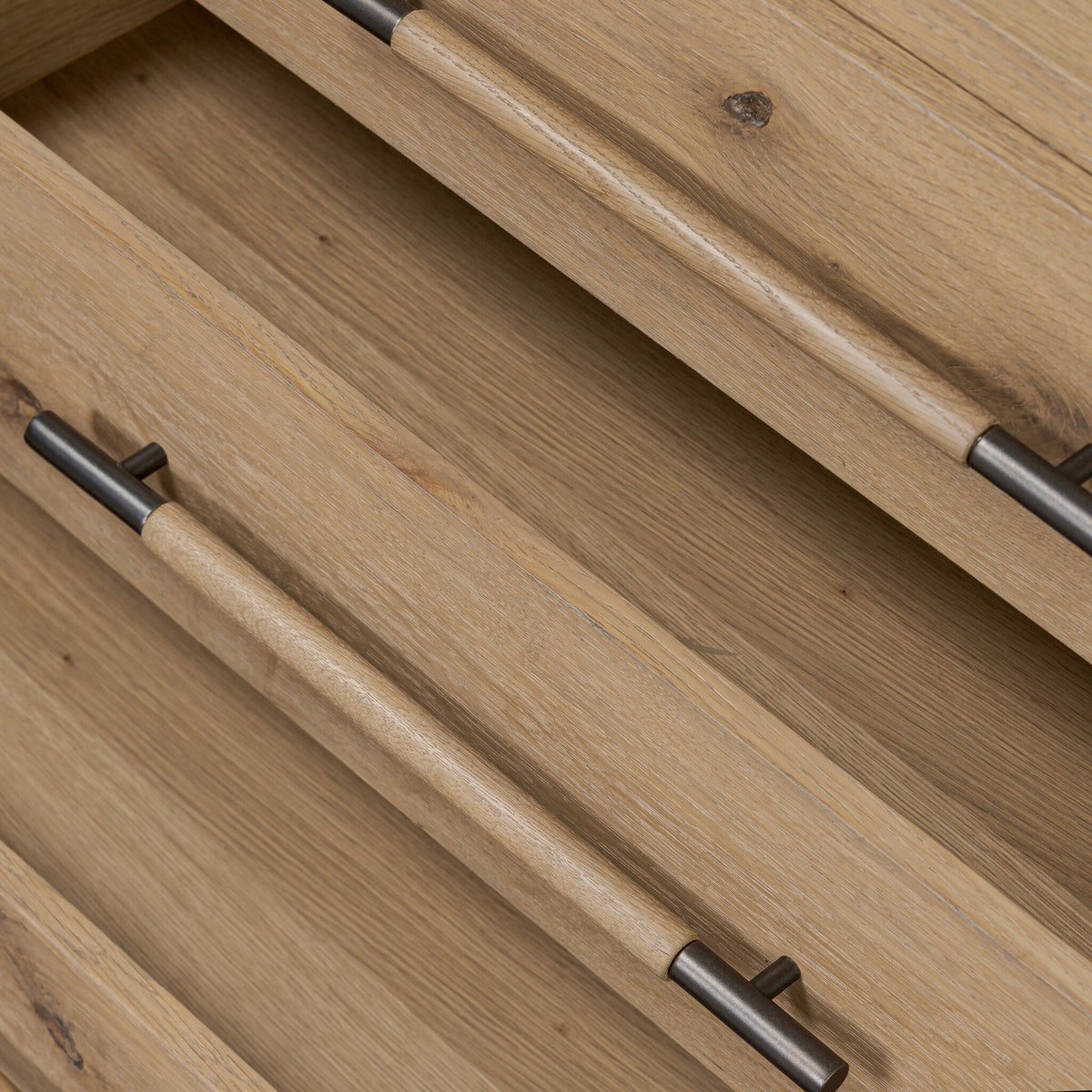 Detail of the Eden Nightstand oak veneer edge