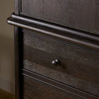 Pika Armoire