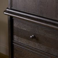 Pika Armoire