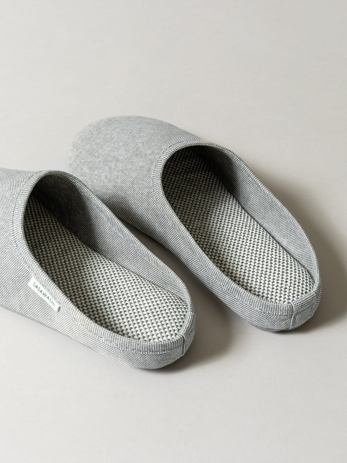 Sasawashi Japanese Room Shoes, Grey - top